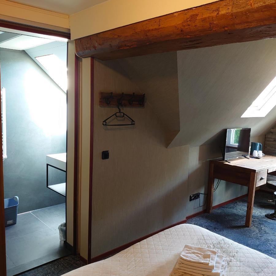 De Cyprian Bed & Breakfast Kaard ภายนอก รูปภาพ