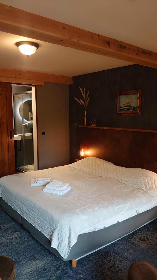 De Cyprian Bed & Breakfast Kaard ภายนอก รูปภาพ